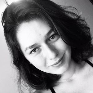 Meet your Posher, Estefania